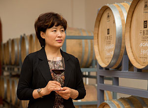 winery_representative_chen_lizhong.jpg